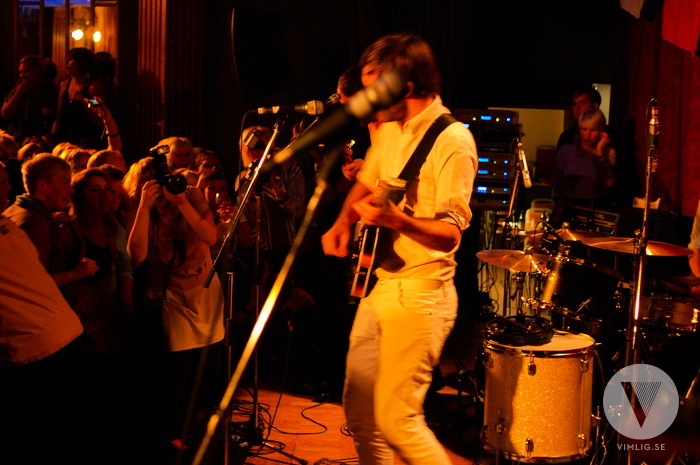 Shape Up! med Shout Out Louds