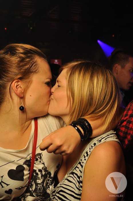 Klubb play: The Vibe!