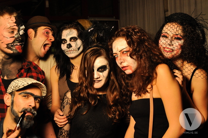 Greyscale: Halloween